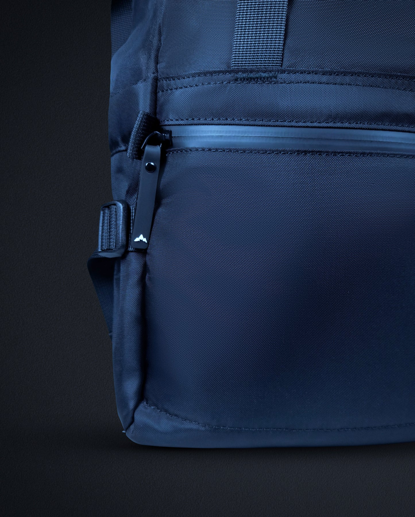 XPLORER V.1 15L BACKPACK