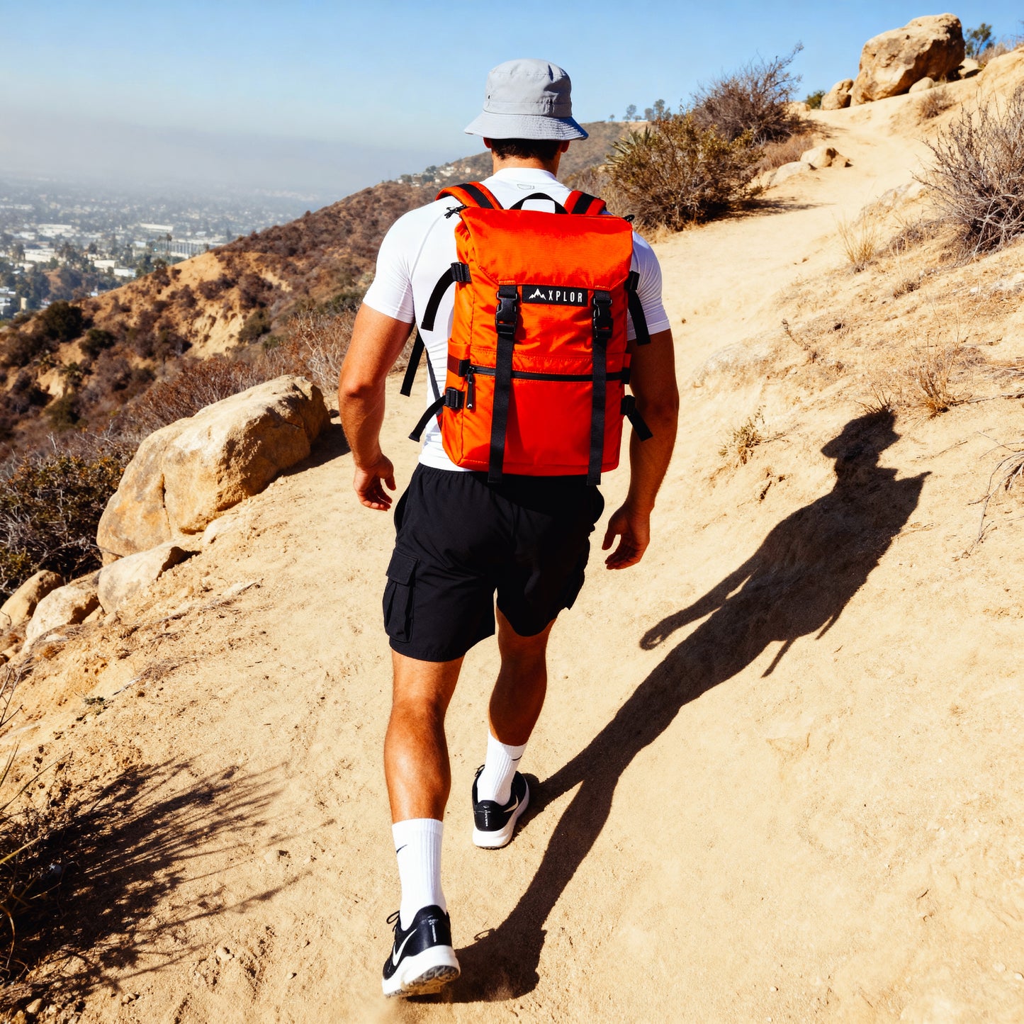 XPLORER V.1 15L BACKPACK