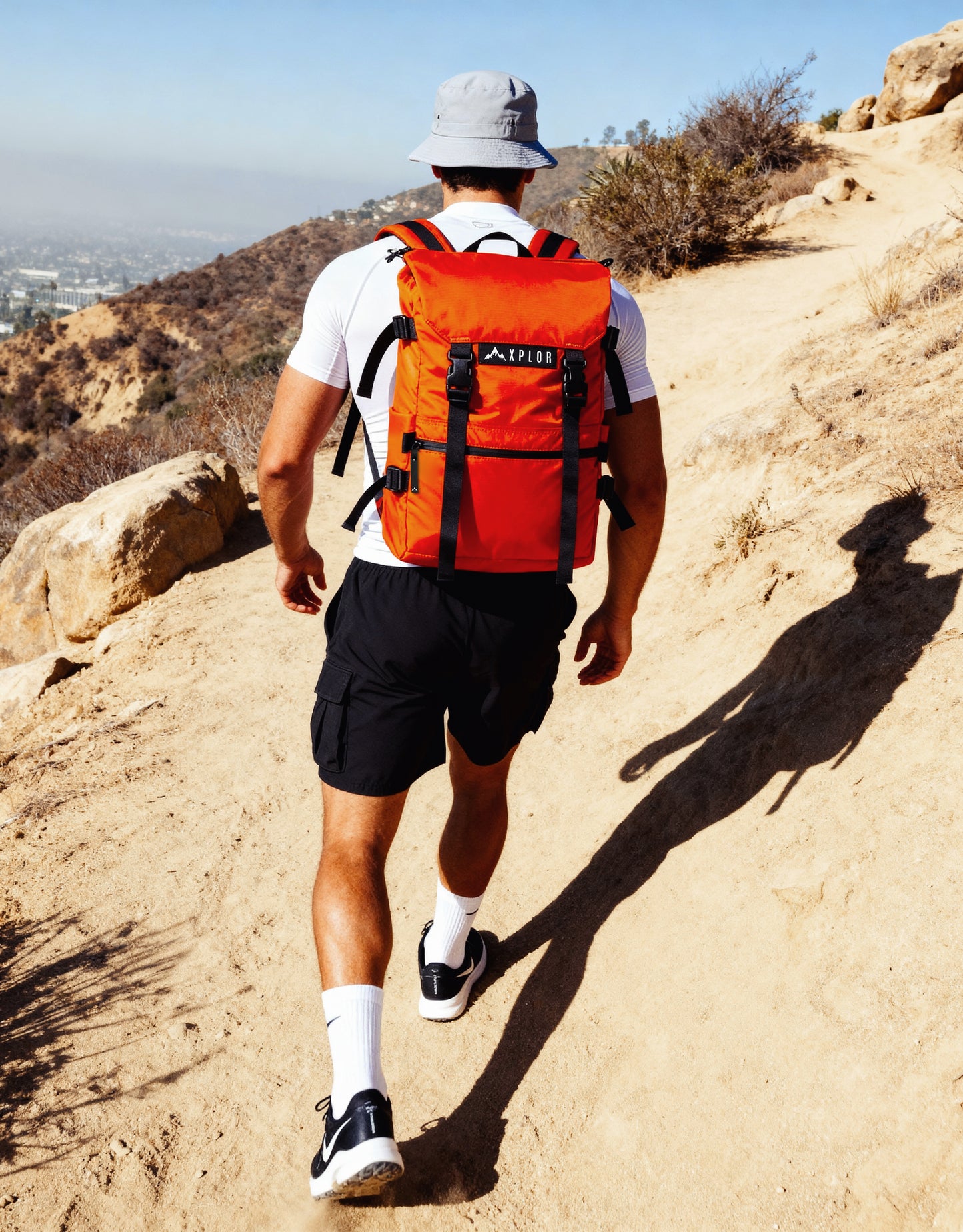 XPLORER V.1 15L BACKPACK