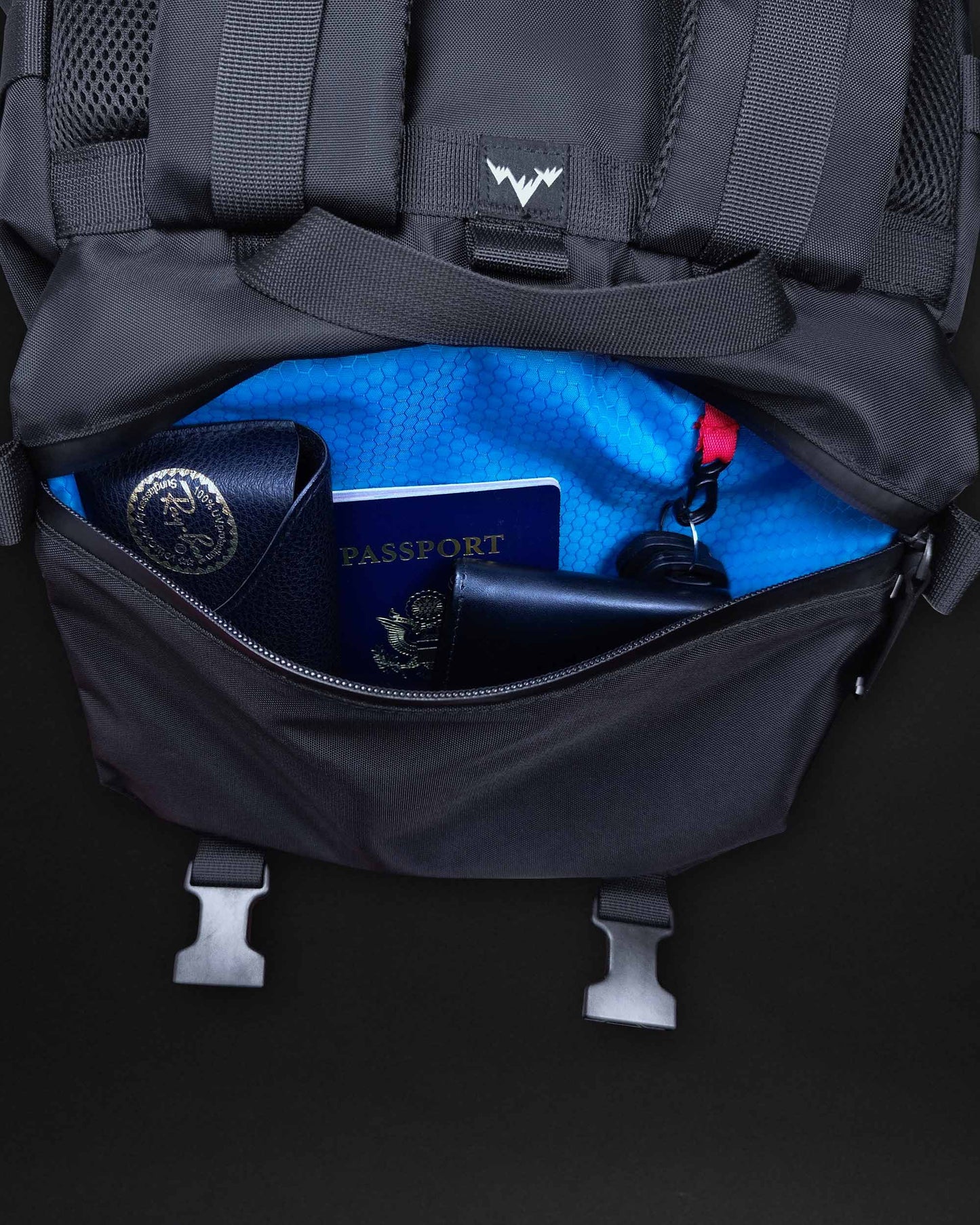 XPLORER V.1 15L BACKPACK